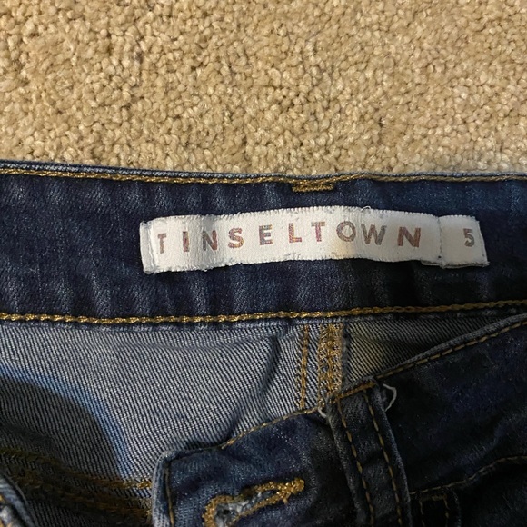 Ripped Jeans - Picture 2 of 3